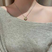 VCA 18K Gold Lava Four-Leaf Clover Necklace thumbnail-2