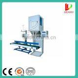 High speed animal feed packing scale