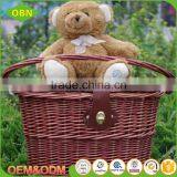 China Custom Handmade Removable Pink New Wicker Rattan Bicycle Basket With Lid thumbnail-3