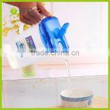 New Lock Style Plastic Juice /tea/water Fresh Cold Kettle Cold PP Water Bottle With Lid thumbnail-4