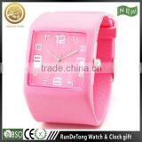 Catch Your Eyes Matching Bright Color Silicone Wristband Watch thumbnail-1