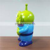 2015 Customized Resin Alien Cartoon Statue for Garden Decor thumbnail-2