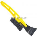 Snow Cleaning Brush thumbnail-1