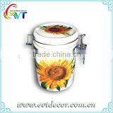 Porcelain Candy Jar thumbnail-1