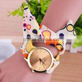 In Stock Geneva Perempuan Dots Kain Syal Band Circum Analog Pergelangan Kuarsa Menonton thumbnail-3