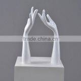 Transparent Mannequin Hand thumbnail-4