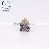 c Fashion Silver Cartoon Yellow Gold Bone Carved Pendant thumbnail-1