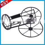 Good Reputation Factory Price Romantic Display Fashion Metal Single Wire Wine Bottles Rack thumbnail-3