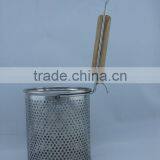 Mesh Strainer With Round Wooden Handle thumbnail-1