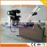 Manual Plastic Round Bottle Labelling Machine Suppliers thumbnail-3