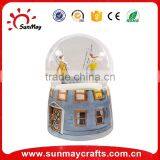 Wedding Favors Snow Globe thumbnail-2
