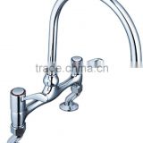 traditional design kitchen sink water tap