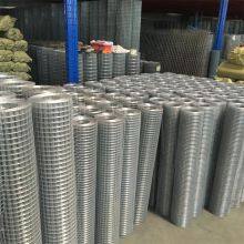 Hot-Dipped Galvanized Welded Mesh Rolls ISO Standard 30m Length Customizable thumbnail-5