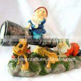 Polyresin Gnome With Telescope Solar Light For Garden Decoration