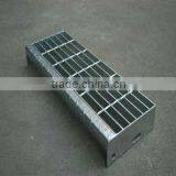 Twisted Bar Grating thumbnail-1