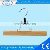 CLOTHES HANGERS - Shaped Wooden Hanger With Clips thumbnail-1