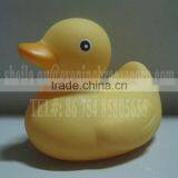 10cm 4" Floating Yellow Rubber Duck thumbnail-1