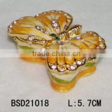 Metal butterfly jewelry box