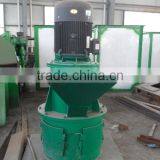Fertilizer Raw Materials Smashing Equipment Vertical Type Grinder thumbnail-1