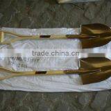 Shovels With Wooden Handle thumbnail-1