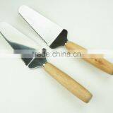 32057 Stainless Steel Steak Cake Pizza Turner With Wooden Handle thumbnail-2