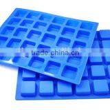 New Business Ideas Europe Silicone Mini 12v Ice Maker thumbnail-5