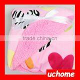 UCHOME China Manufacturer, Double Layer Muslin Swaddle Blanket, Super Soft Textile Plush Baby Blanket Wholesales. thumbnail-4