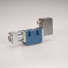 MOOG Servo Valve D663/D664/D662/D661/D633/G761/D634-072-1202-10 thumbnail-3