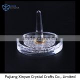 Beautiful round crystal ring holder for ring display