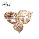 Brand Treasure Clover Shape Brooch Yiwu Hot New Products Fashion Diamond Rhinestone Clover Shape Brooch thumbnail-4