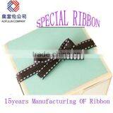 Gift Boxes to Decorate With Ribbon thumbnail-1