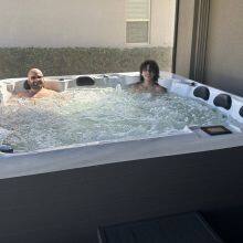 JOYEE OEM Luxury 133 Massage Jets Cheap Price Family Party Massage Spa Hot Tub For Outdoor thumbnail-4