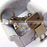 Hot Sale Fashion Costom Robot Key Chain Custom Christmas Keychain thumbnail-2