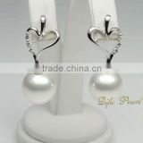 Heart shaped Silver Earring with Shell Pearl