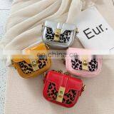 2020 Spring PU Leather Cross Body Handbag for Kids Girl Fashion Children Girl Leopard One-Shoulder Chain Bags thumbnail-1