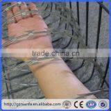 Low Price and High Quality Concertina Razor Barbed Wire (Guangzhou Manufacturer) thumbnail-2
