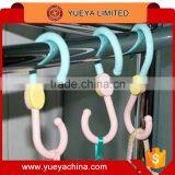 Japanese Style Sweet Two Tone S Type Hanging Hooks 3pcs Set thumbnail-1