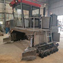 Máquina de fabricación de compost de fertilizante orgánico PanQi con motor y alta productividad, 380V, con garantía de 1 año thumbnail-4