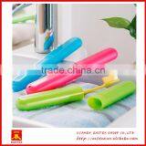 Hot Sell Good Quality Plastic Toothbrush Case Portable Travel Toothbrush Case thumbnail-3