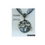 Necklace thumbnail-1