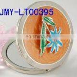 HOT Silver Maked up Compact Mirror With Flower Decoration thumbnail-4