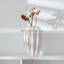 Скандинавский современный керамический вазон в форме карамболы. Искусственный горшочек для цветов. Керамический вазон для украшения интерьера дома thumbnail-3