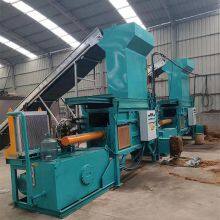 Kleiner Reisspelzenballenpresse mit hoher Ausbeute, vollautomatische quadratische hydraulische Silierstrohballenpresse thumbnail-5