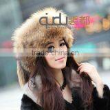 QD11668 Winter Women Warm Genuine Raccoon Dog Fur Hat thumbnail-1