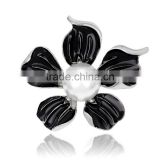 Alloy Five Petals Flower Shaped Inlay Pearl Charming Brooch