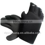 Neoprene cleaning glove