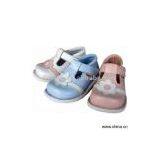 Sell Children's Shoe thumbnail-1