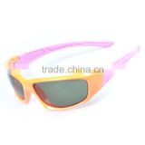Kids sunglasses with two-tone pink color sunglasses