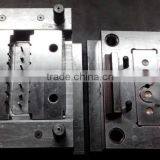 Aviation Plasitc Bolt Nail Injection Mould thumbnail-1
