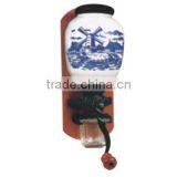 Archaistic Manual Coffee Grinder With Wooden Case thumbnail-4